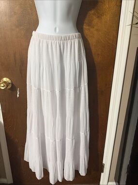 Lightweight White Tiered Maxi Skirt with Elastic Waist